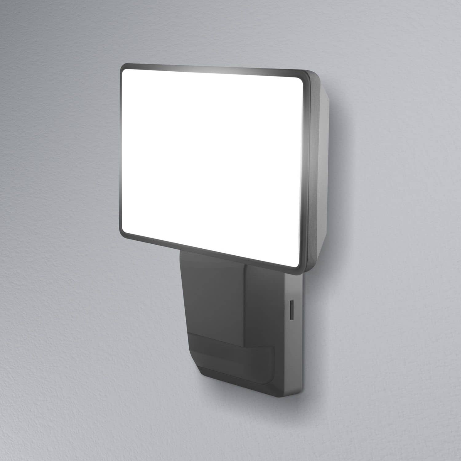 LEDVANCE LED Endura Pro Flood Sensor LED Fluter Dunkelgrau 15W 1500Lm 4000K, Erkelenz