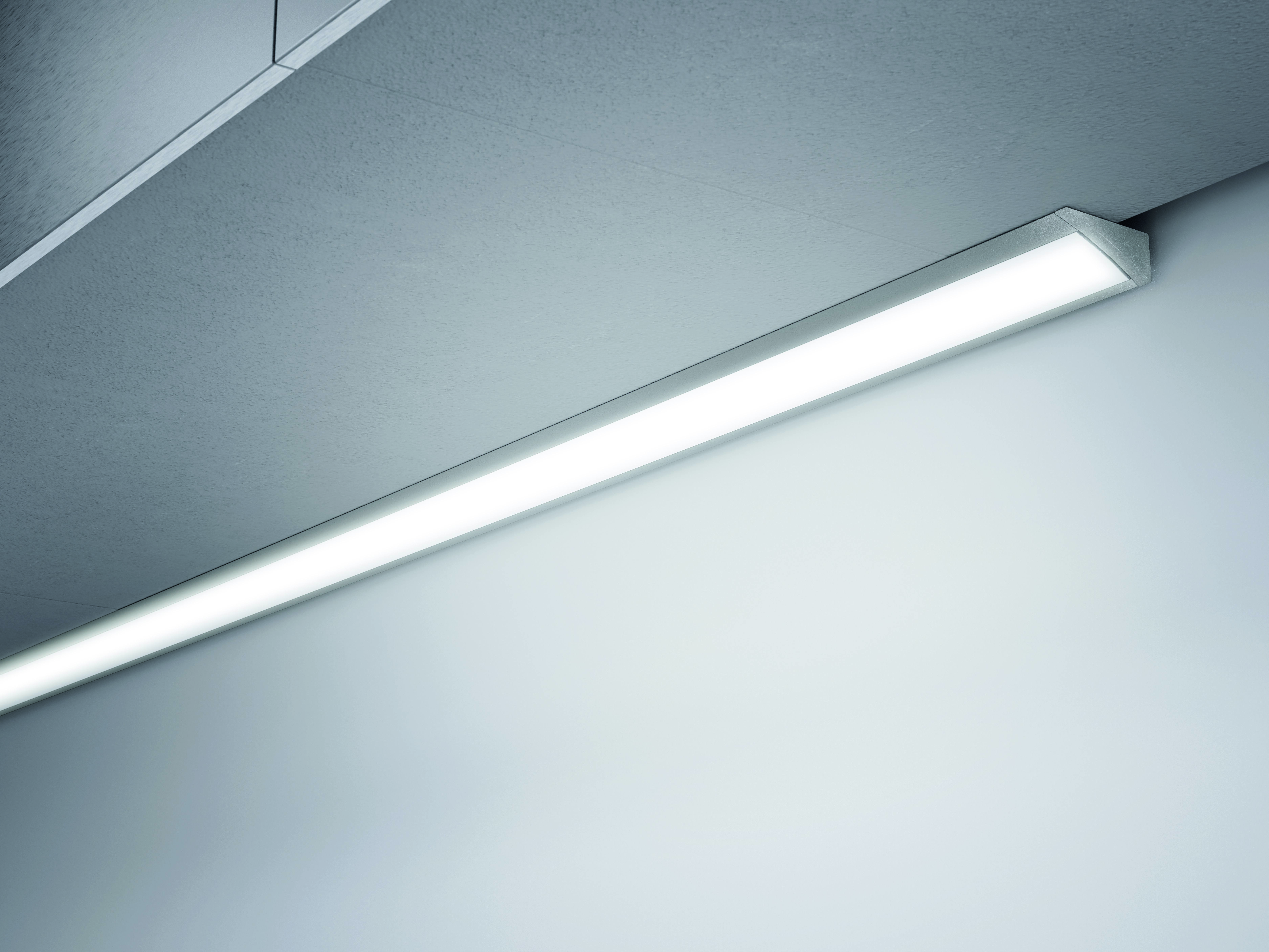 Naber 7061340, Effekt Farbwechsel LED, Einsatzleuchte, L 2600 mm, edelstahlfarbig